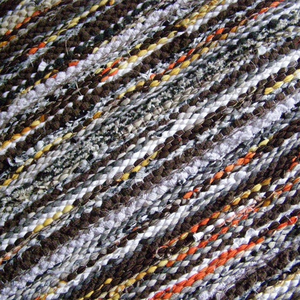 Hand woven rag rug - 1.9' x 5.2'