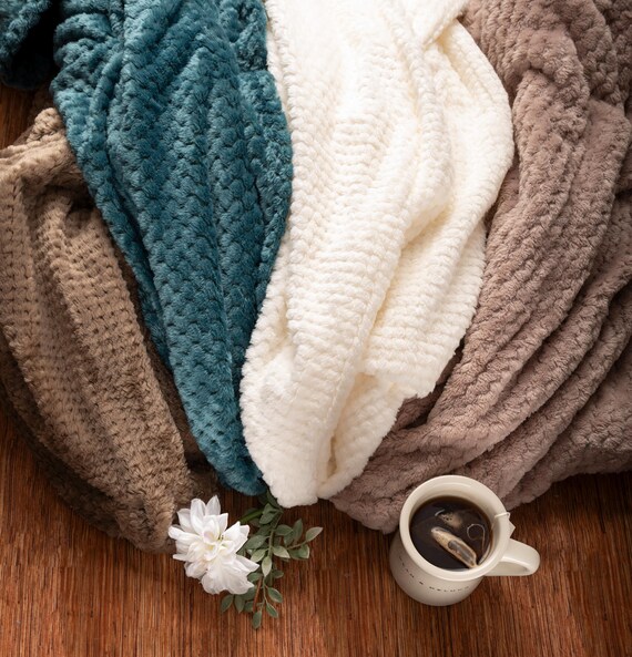 Cozy Throw Blanket for Cancer Patients - Comforting Gift for Healing