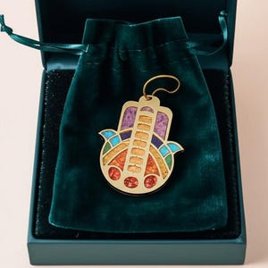 Gold Thread Hamsa Hand Wall Hanging, 7 Chakra Crystal Feng Shui Decor, Evil Eye Protection Amulet, Good Luck Charm for Home