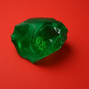 Raw Green Obsidian Crystal 1150–1250 ct  Natural Volcanic Glass for Rein Healing, Chandra Balancing, Spiritual Energy Work, Crystal Therapy.