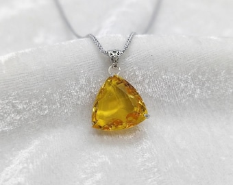 Natuurlijke gele saffierhangerketting 100–110 karaat, biljoen geslepen edelsteen, sterlingzilver met 3 standen, sieraden van welvaartsenergie