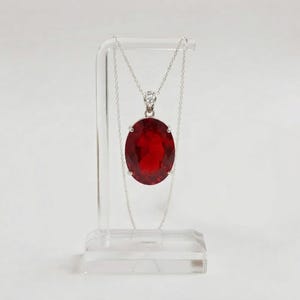 Colar com Pingente de Rubi Oval, Gema Vermelha Natural da Birmânia de 90-100 Quilates, Facetada em Prata de Lei, Joia Marcante, Unissex, Presente para Amantes e Apaixonados