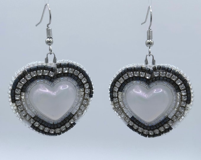 Beaded Heart Cab with Rhinestones-Silver Finding