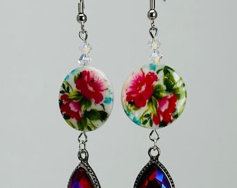 Pendientes de cuentas y diamantes de imitación