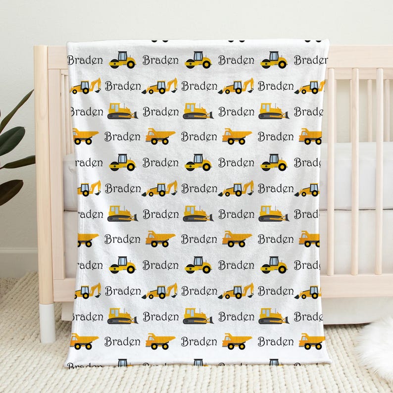 Manta personalizada con nombre de construcción, manta para bebé recién nacido con diseño de camión volquete, regalo para bebé con excavadora, manta para bebé con temática de construcción, manta para bebé con diseño de camión de trabajo imagen 3