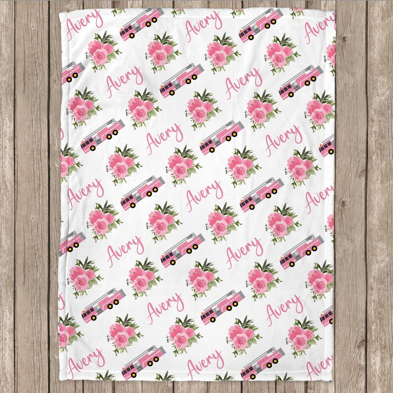 Fire truck blanket, pink flowers, girl fire fighter personalized blanket, firetruck baby gift, fireman personalized blanket, pink firetruck afbeelding 2