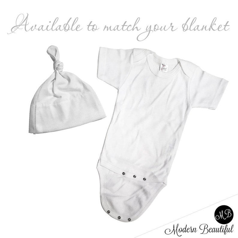 Feather arrow milestone photo baby blanket girl baby blanket personalized baby gift baby growth blanket- monthly milestone baby blanket