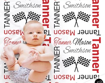 Manta personalizada para bebé con diseño de carreras de autos, bandera de carreras de aceleración, nombre y arrullo. Elige tus colores.