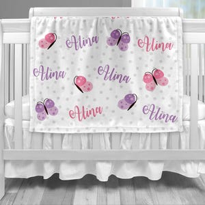 Butterfly baby girl blanket, personalized butterflies blanket with name, newborn butterfly baby swaddle, pink and purple butterfly baby gift