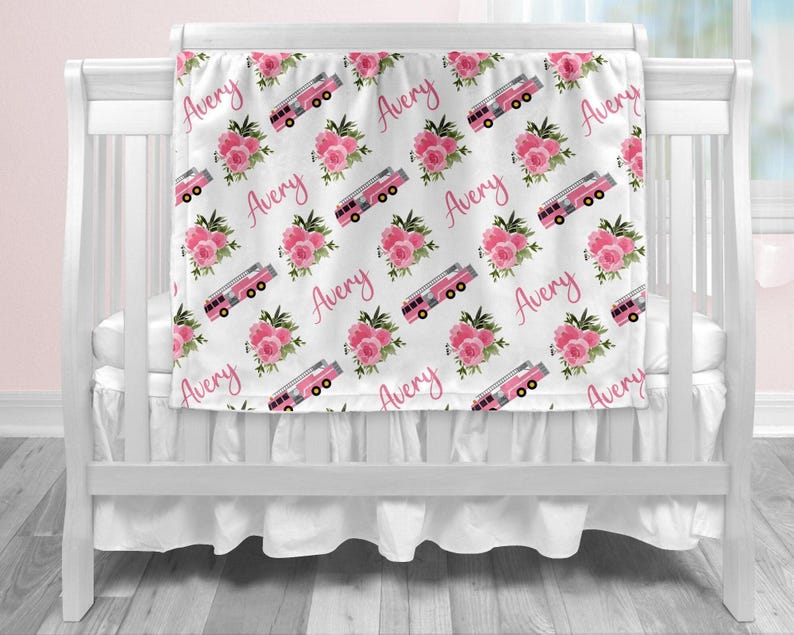 Fire truck blanket, pink flowers, girl fire fighter personalized blanket, firetruck baby gift, fireman personalized blanket, pink firetruck afbeelding 1