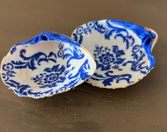 Pair Clam Shells, Decoupaged, Trinket Dish, Blue and White