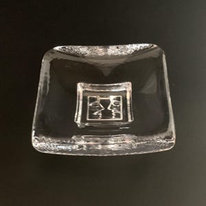 KOSTA BODA by Bertil Vallien – “Friday” Dish of the Day – Two Faces Tray – Sweden