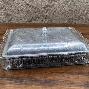Vintage Glass Serving Dish with Hammered Aluminum Lid: Fruit & Floral Motif