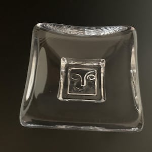 KOSTA BODA by Bertil Vallien – “Monday” Dish of the Day – Face Tray – Sweden