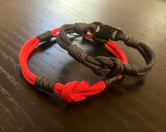 Paracord Survival Bracelet: Adjustable Knot Wristband, Hiking Gift