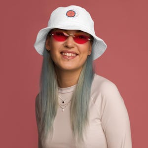 Spritz season bucket hat