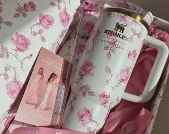 Love Shack Fancy Tumbler 40oz Holiday Rosa Beaux White-Gift Box FreeSh