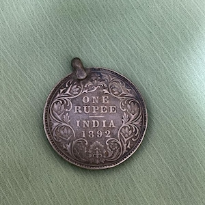 EXTREMELY Rare 1892 India 1 Rupee Silver Coin – Queen Victoria – British India Collectible