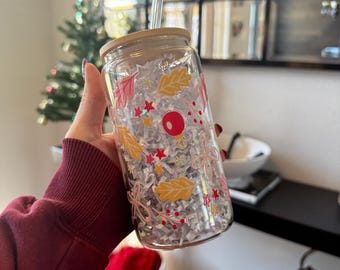 Taza de café helado Holiday Cheer, vaso de vidrio de 16 oz con tapa y pajita, ideal para las fiestas, regalo de Navidad para amantes del café.