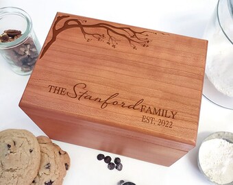 Family Wood Recipe Box - Custom  Wooden Recipe Box - Wood Kitchen Recipe Box - Recipe Card Box - Recipe Organizer - Housewarming Gifts