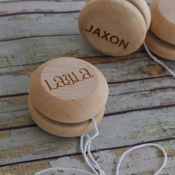 Custom Wooden Yo-Yo - Personalized Wooden YoYo - Stocking Stuffer Gift - Custom Engraved YoYo - Personalized Wooden YoYo - Wood YoYo