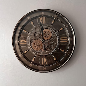 60cm Dark Bronze Gear Wall Clock – Handmade Silent Industrial Clock – Steampunk Mechanical Decor with Raised Roman Numerals