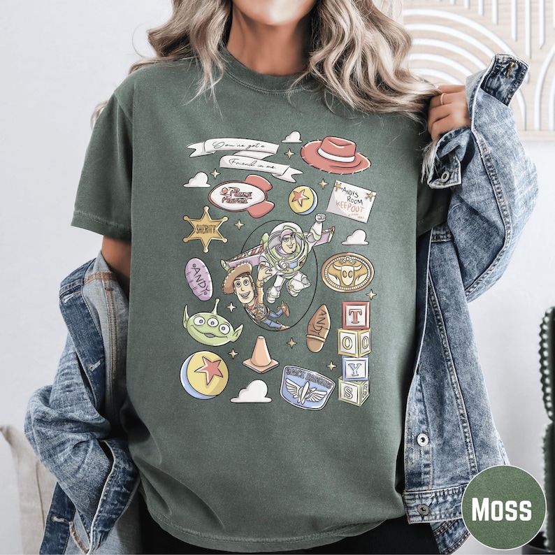 Camiseta con colores cómodos "Tienes un amigo", camiseta retro de Toy Story, Woody, Buzz, Rex, Hamm, viaje a Disneyland. imagen 5