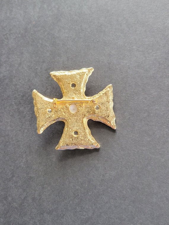 Maltese Cross Brooch Pin Gold Tone with Faux Pear… - image 6