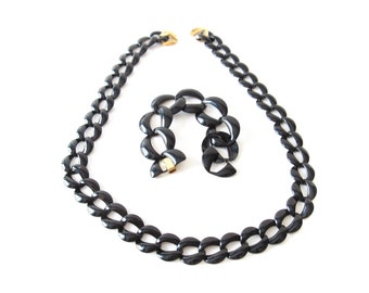 Napier Black Metal Link Necklace and Bracelet Set