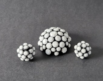 Warner Domed Milk Glass Brooch and Clip On Earring Set Japanned Finish Polka Dot