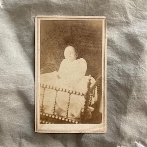 Victorian postmortem cdv of a baby/infant 1800’s Antique photograph carte de visite