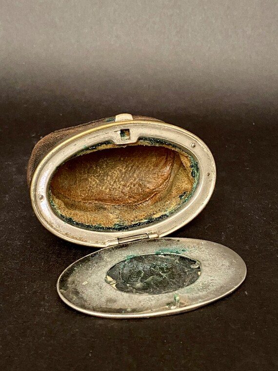 Antique Coin Purse Leather Silver Gem