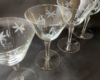 6 Champagne Coupes Etched with Stars