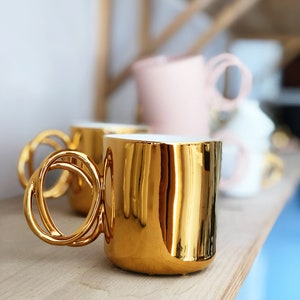 Tazza TWIST, tazza in porcellana dipinta con vero oro, tazza in ceramica per caffè o tè, lussuoso regalo fatto a mano immagine 6