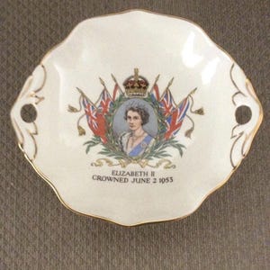 Royal Winton H M Queen Elizabeth II coronation Dish -1953-Very good condition