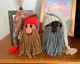Crocheted Gnome with Hand-Tied Beard and Embroidered Eyes – Rustic Farmhouse Decor