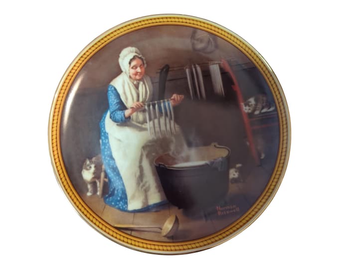 Vintage Norman Rockwell Collectible Plate: Knowles "Light for the Winter" Box,COA