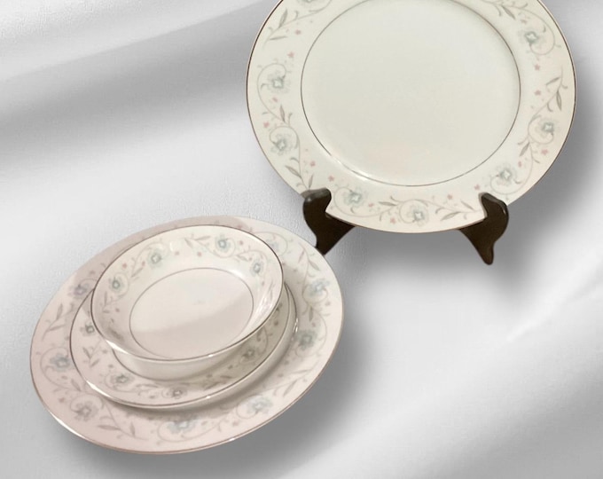 English Garden (Platinum) fine china dinnerware set of four