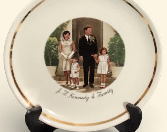Vintage J F Kennedy Family Porcelain Plate, 9" - Presidential Memorabilia