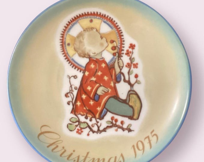 Vintage Plate Hummel Collection 1975- Christmas