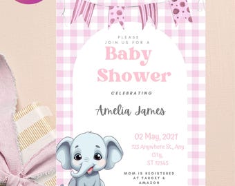 Puede incluir: Invitación a baby shower rosa y blanca con fondo de cuadros y banderines. La invitación presenta el texto "Baby Shower" y una ilustración de un elefante gris. Incluye el nombre Amelia James y los detalles del evento.