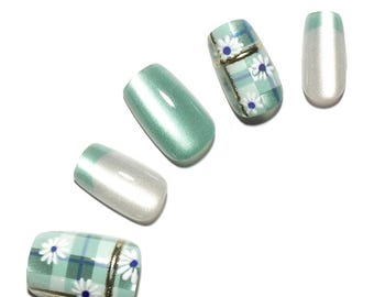 30 Stück Mint Grün Karierte Daisy Press-On Nägel | Niedliche Blumen Gefälschte Nägel | Frühling Sommer Nagel Set | Wiederverwendbare Acrylnägel mit Klebelaschen