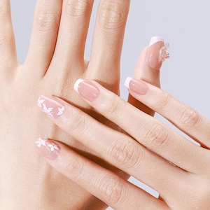 3D Rose Peach Press-On Nails: Elegant Floral French Tip