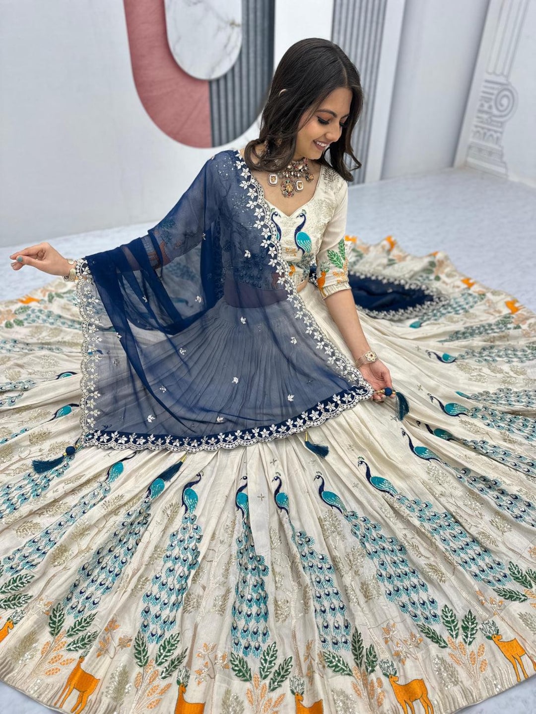 Peacock Lehengas With Desginer Wear|ladies Lahenga Hand Embroidered ...