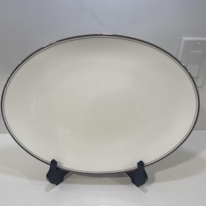 Mikasa Bone China WELLESLEY Oval Serving Platter 15&quot;
