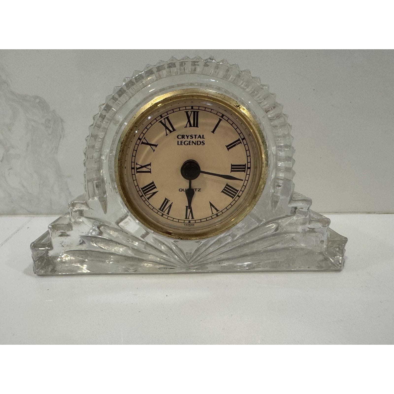 Godinger 24% Lead Crystal Legends Quartz Mantle Desk Clock Needs