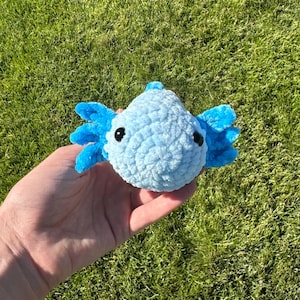 Mini Crochet axolotl