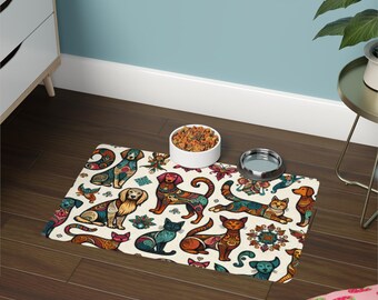 Colorful Pet Food Mat: Playful Animal Design, Anti-Slip