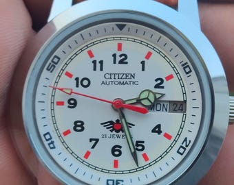Vintage Citizen Automatic Movement no-8200 Day-Date Japan Made White Dial Men's Wrist Watch