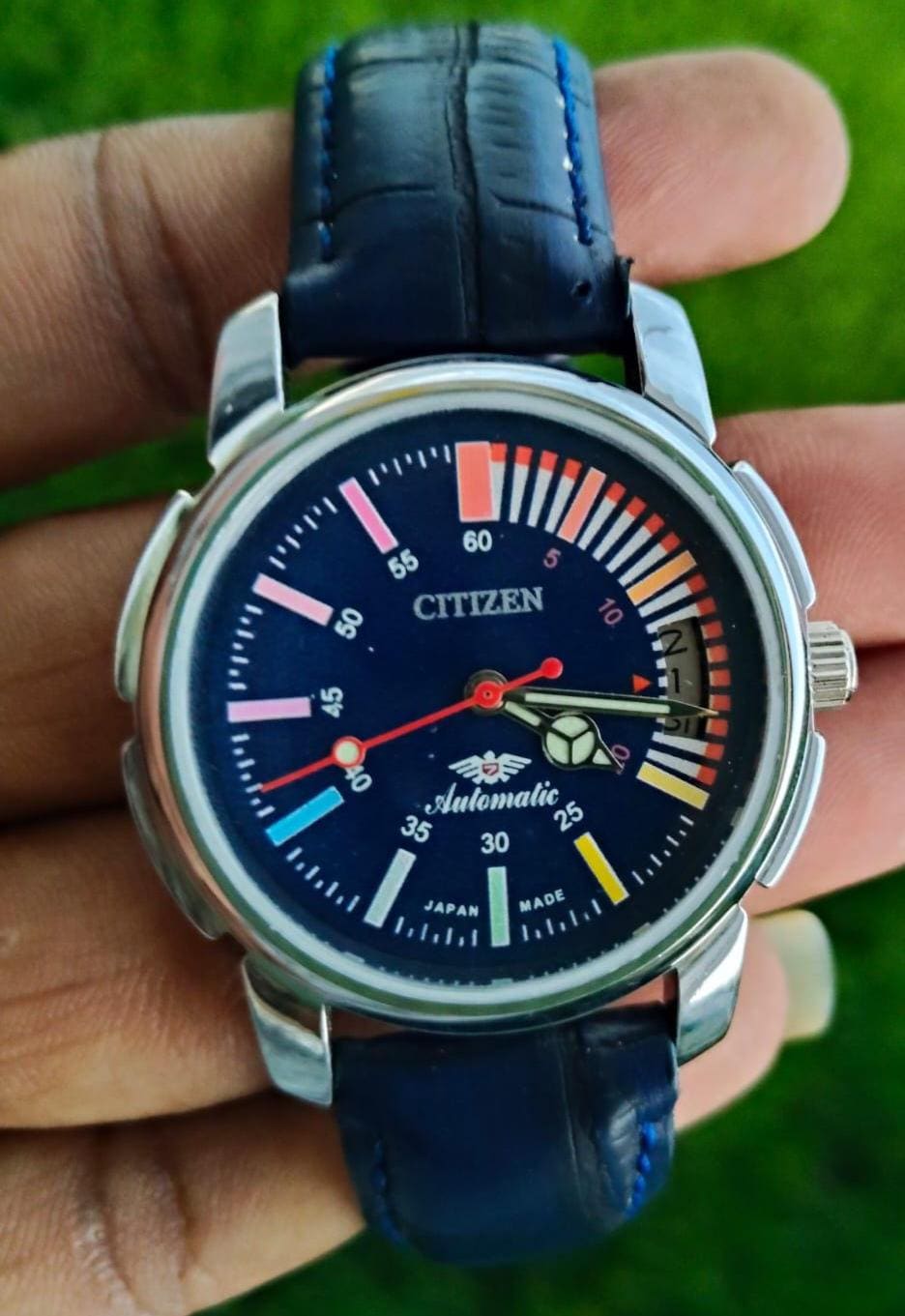 citizen 手巻き　ヴィンテージ　デイト表示 ビンテージ シチズン 自動巻き腕時計：ブルーダイヤル、デイデイト表示